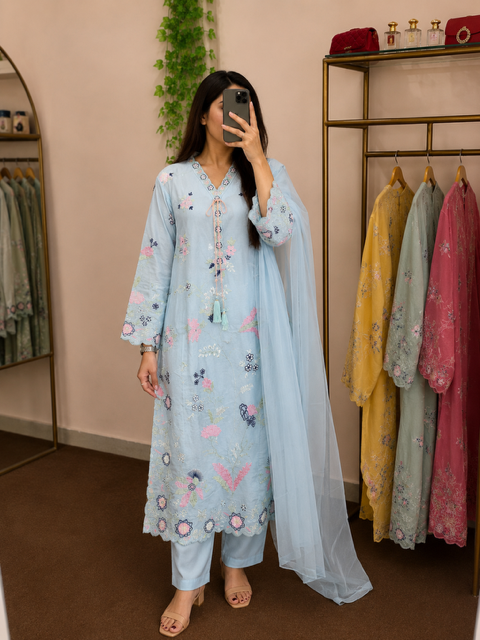 Floral Embroidered 3-Piece Suit Set