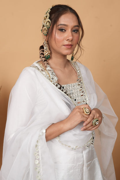 Gul-e-farshi by Zarana luxurious trendy designer Pakistani suit.