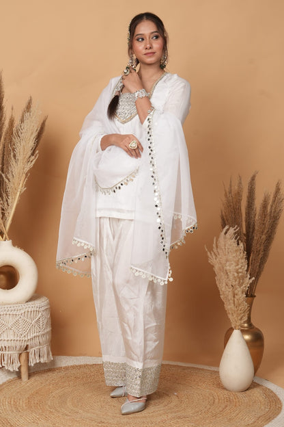 Gul-e-farshi by Zarana luxurious trendy designer Pakistani suit.