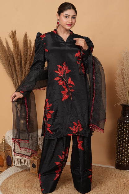 Gul-e-farshi by Zarana luxurious trendy designer Pakistani suit.